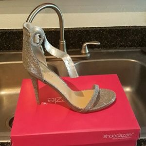 Silver heels MAKE A OFFER LOOKING TO SELL TODAY